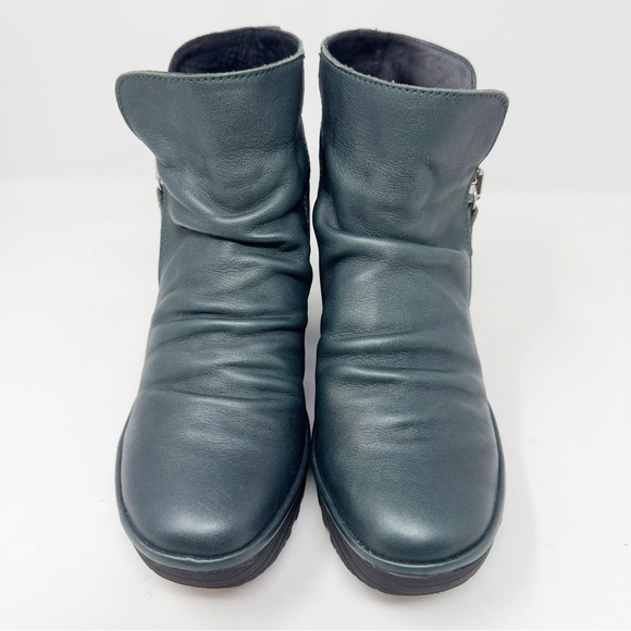 Fly London Yoxi Leather Wedge Ankle Boot - Picture 3 of 9